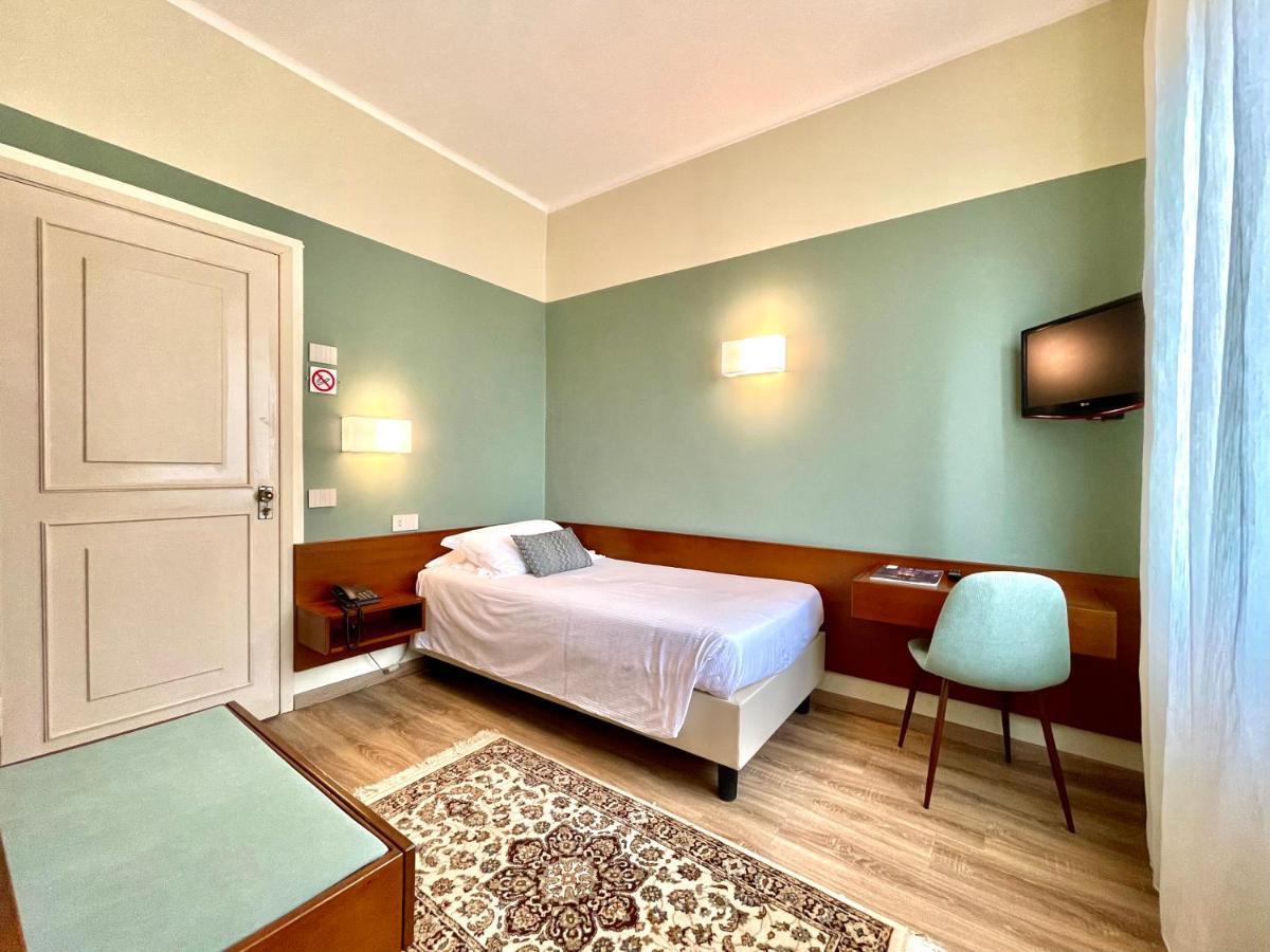 Hotel Brescia 3*